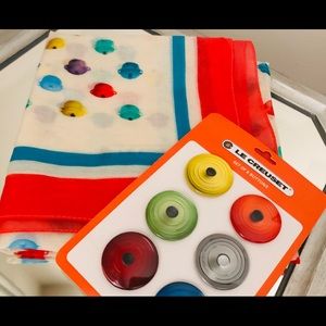 Le Creuset NEW Square Scarf & Pins